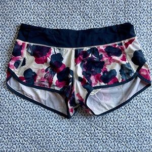 lululemon athletica | Speed Shorts | 8